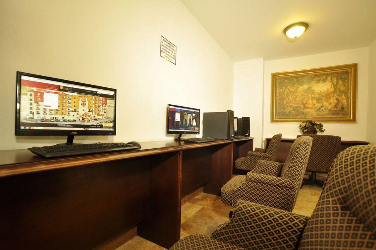Hotel Maria Bonita Consulado Americano Сьюдад-Хуарес Экстерьер фото